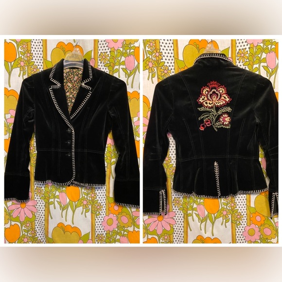 bebe Jackets & Blazers - bebe Black Velvet Embroidered Blazer